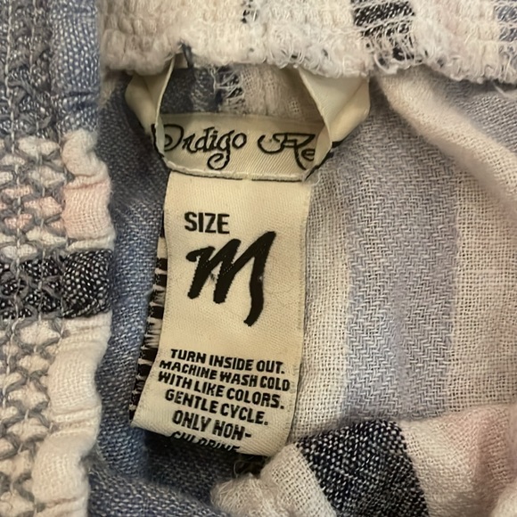 Summer linen pants, size medium, short - Picture 3 of 3